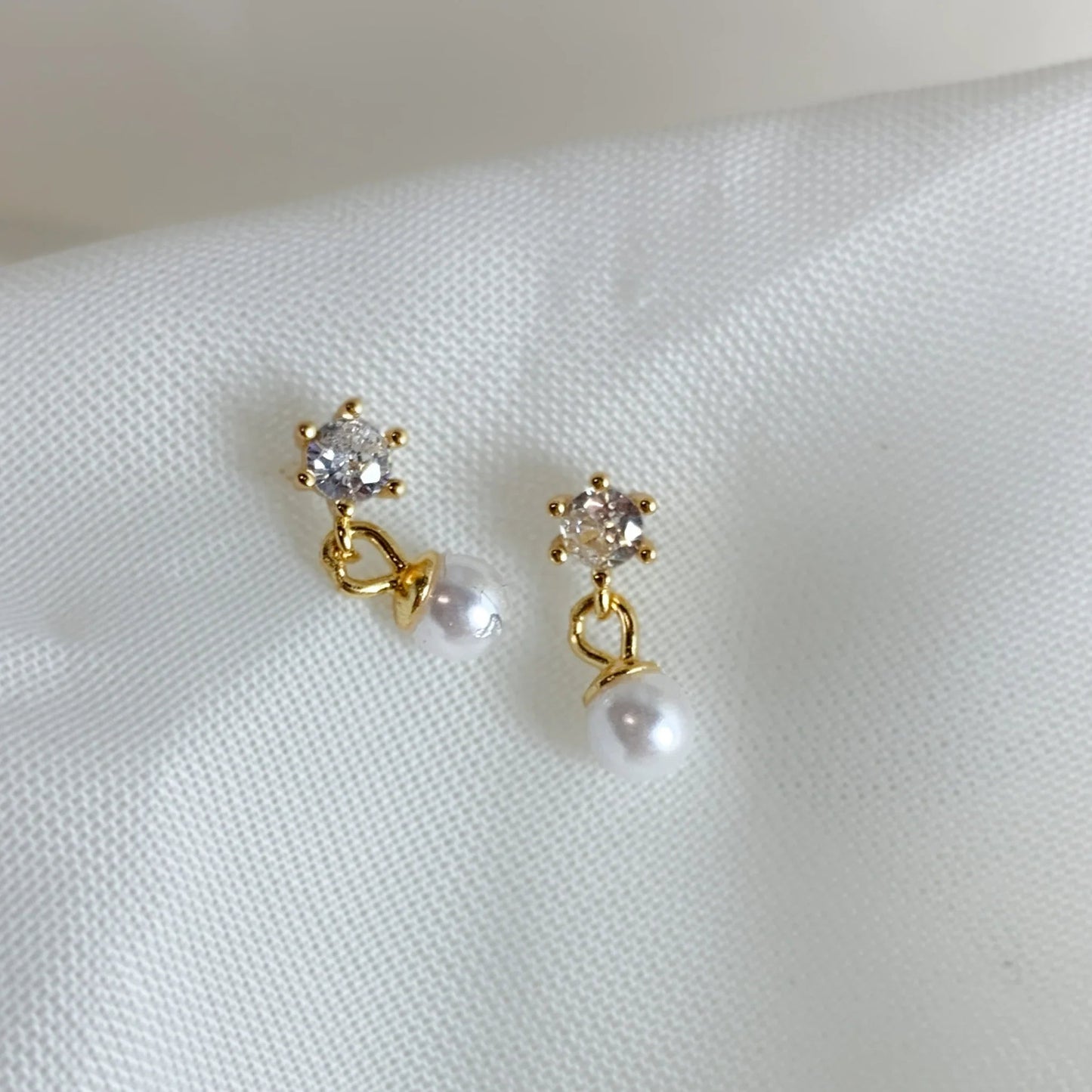 ELIZA STUDS - Silver Whisper