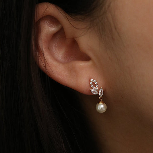 Laurel pearl drop earrings