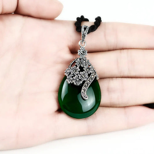 Chic S925 Green Agate Heart Pendant