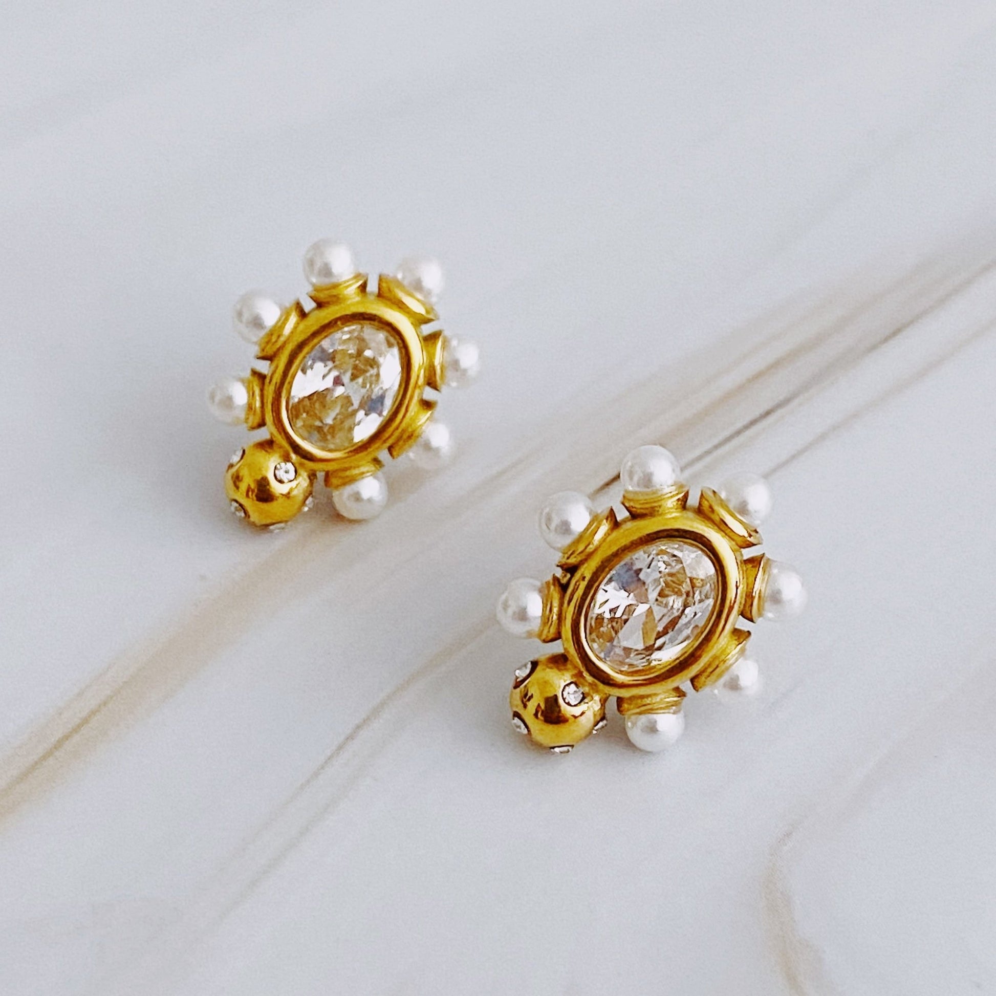 Glam On The Yacht Stud Earrings - Silver Whisper