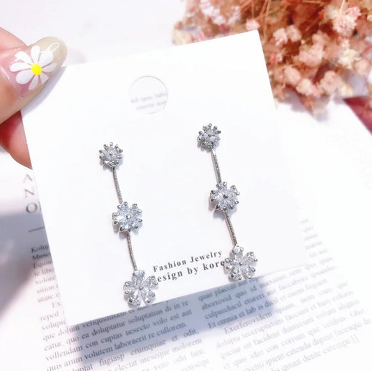 Elegant Snowflake Diamond Drop Earrings