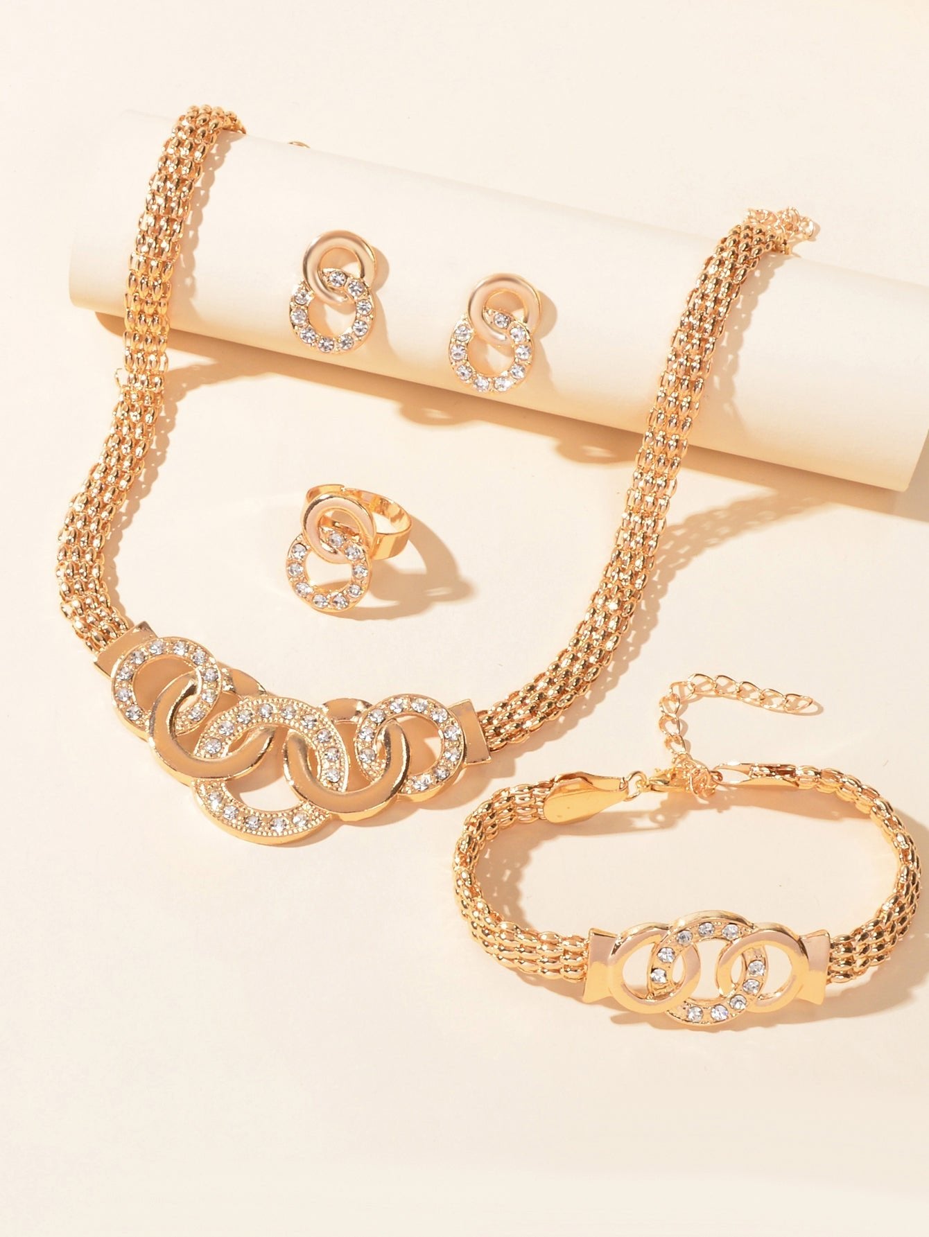 Jewellery set Rhinestone Gold Chain Statement Necklace Bracelet Earrings Ring - Silver Whisper