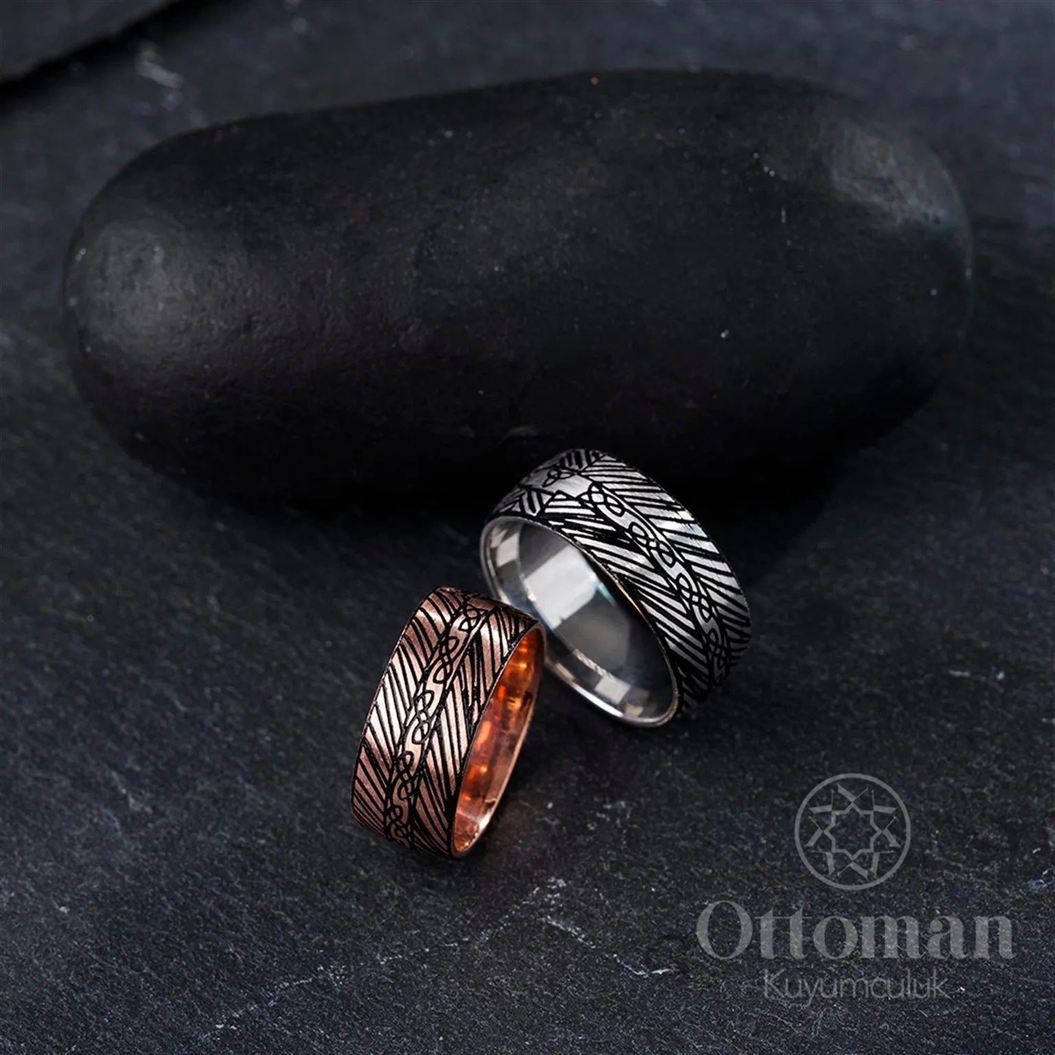 Linear double wedding rings - Silver Whisper