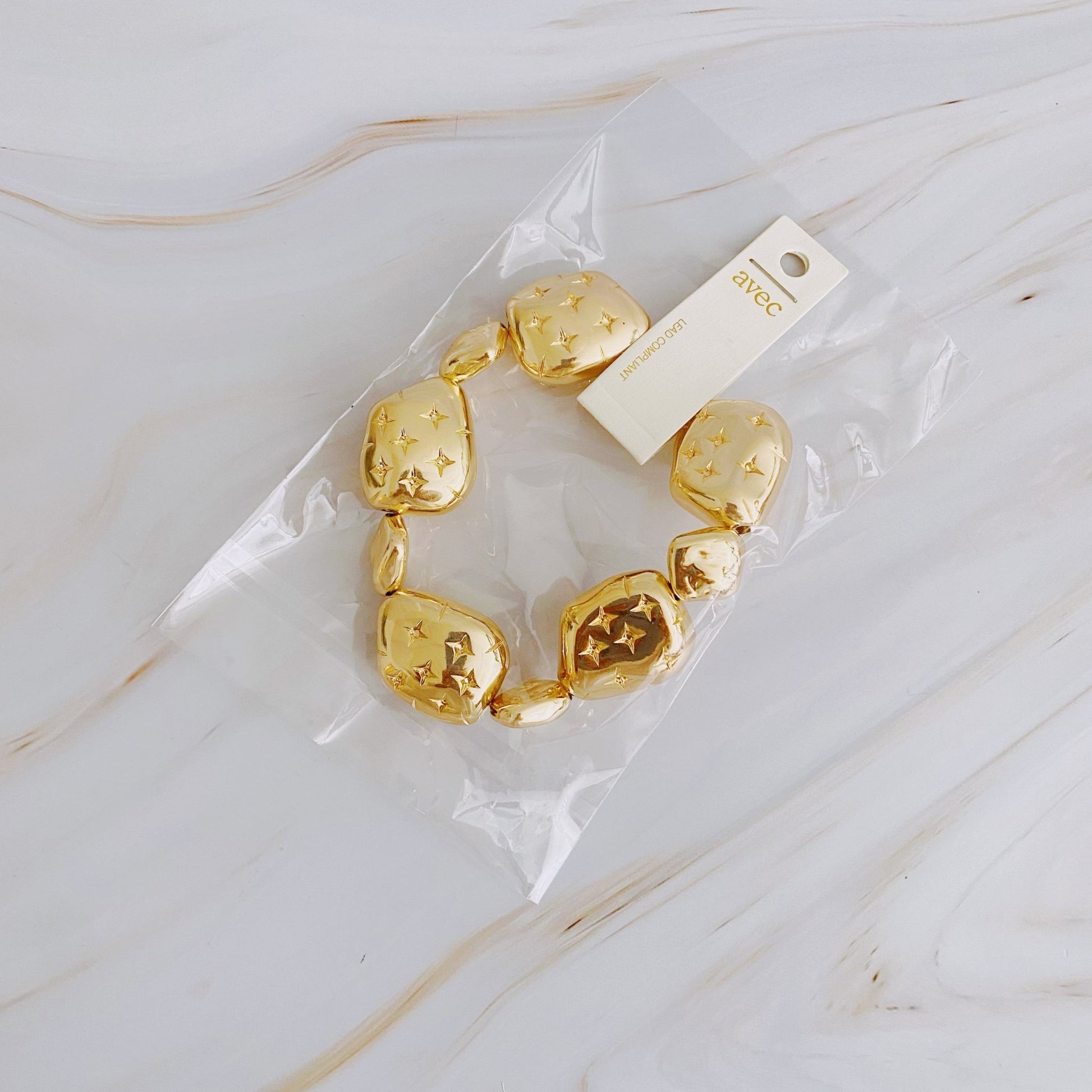 Starlight Golden Pebble Stretch Bracelet - Silver Whisper